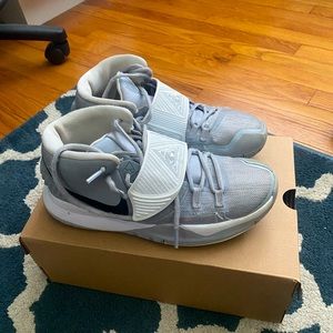 Nike Kyrie Basketball Sneakers